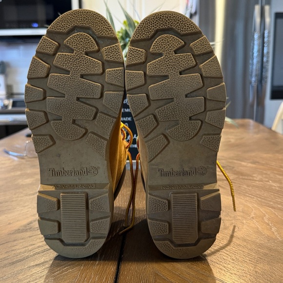 Timberland Kids Brown and Black Boots - Picture 6 of 10